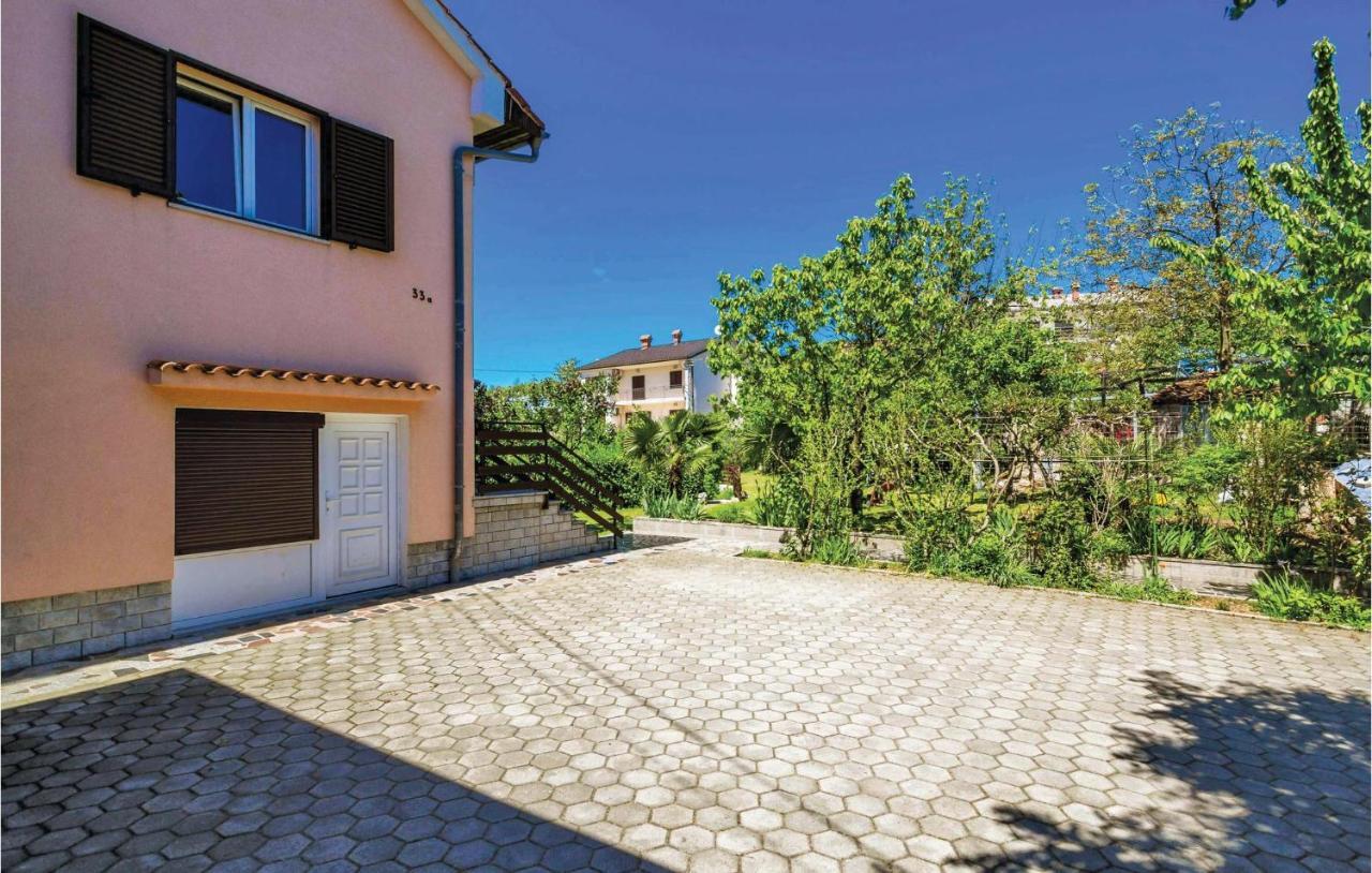 Stunning Apartment In Матулі Екстер'єр фото